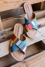 Load image into Gallery viewer, Shiner Serape Sandals
