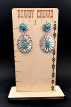 Load image into Gallery viewer, Twitty Concho Earrings
